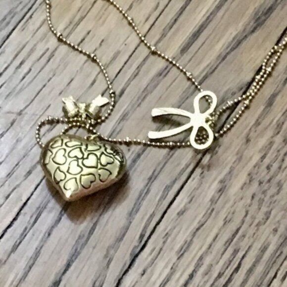NIB Betsey Johnson Multi Strand Puffy Heart Animal Print Bow Charm Necklace - Picture 4 of 10